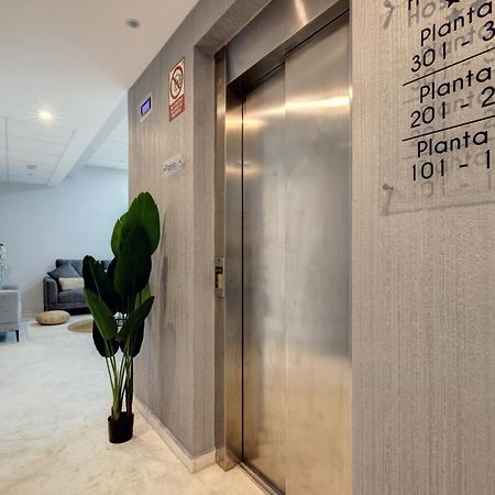 אסטפונה Hostal 37 מראה חיצוני תמונה