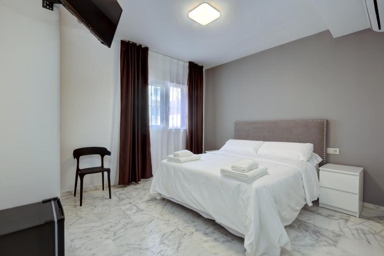 אסטפונה Hostal 37 מראה חיצוני תמונה