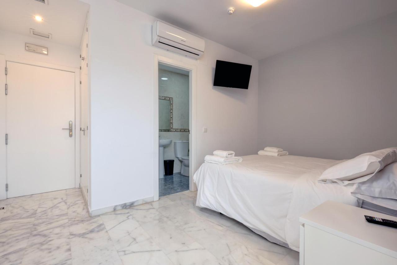 אסטפונה Hostal 37 מראה חיצוני תמונה